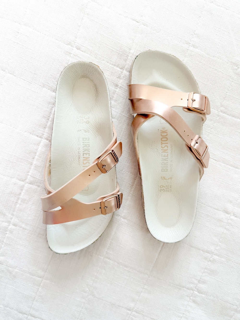 Birkenstock Yao Rose Gold Birko-Flor Sandals Size 39